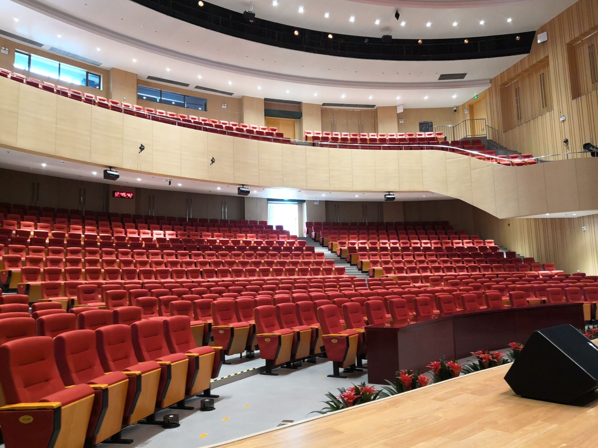 How to Design a Large Conference Sound System Solution?